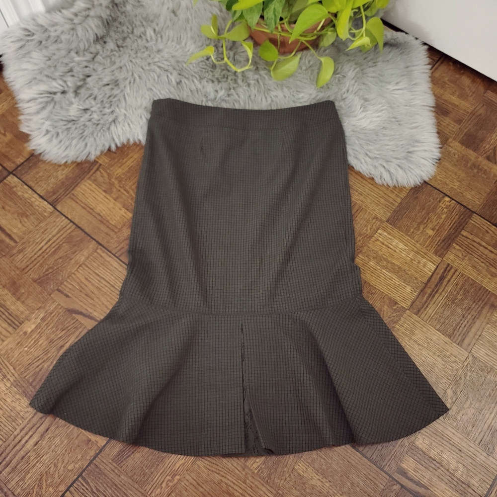 Le Château  "Librarian Chic" Plaid Fall Bell Skirt